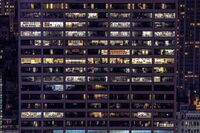 [歇后语]吃稀饭泡汤